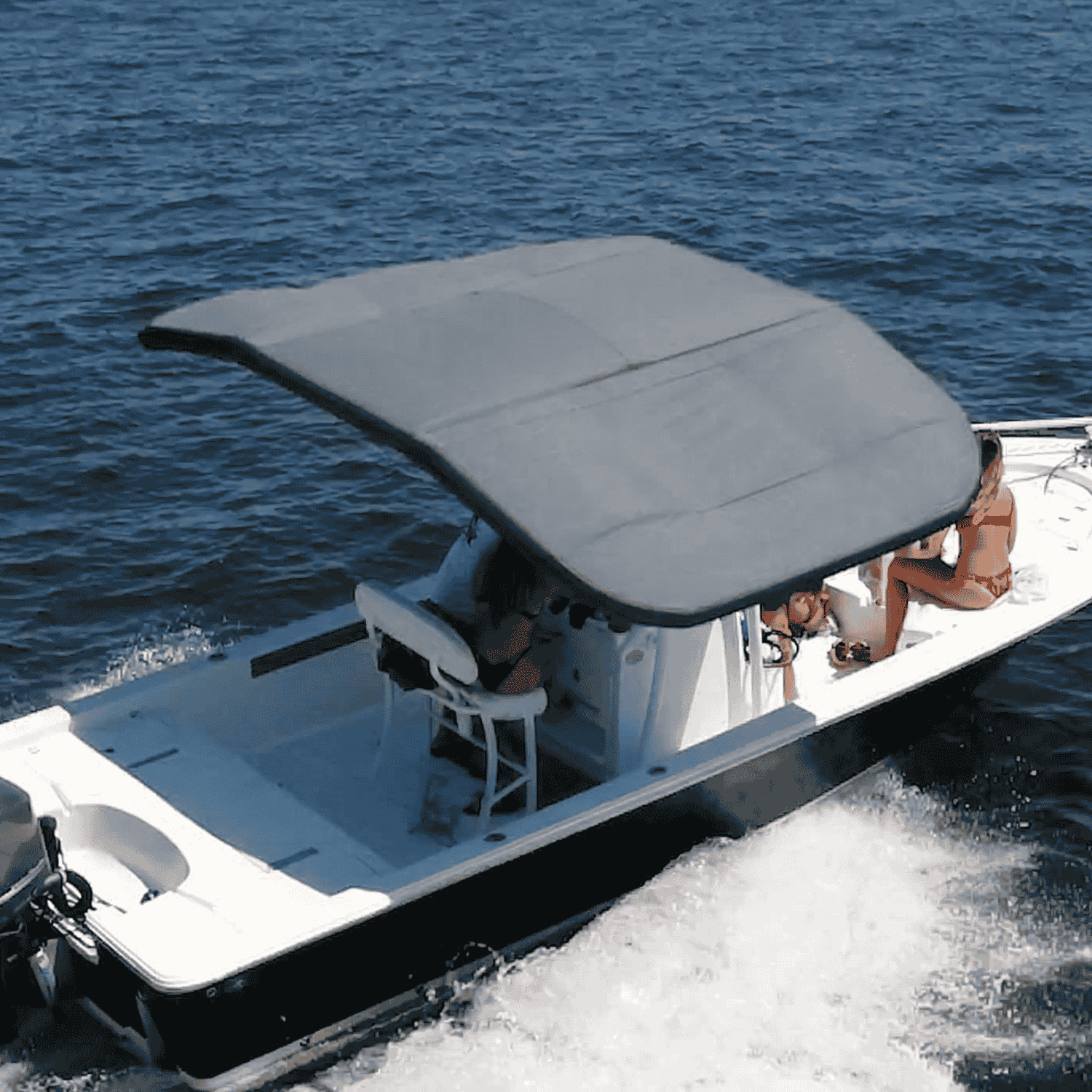 Gray Sebba Shade 8x12 underway on 24 foot boat